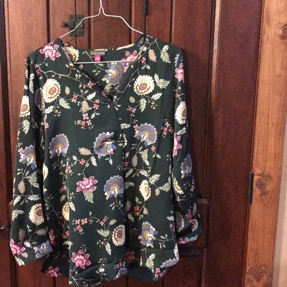 Vince Camuto lightweight shirt.